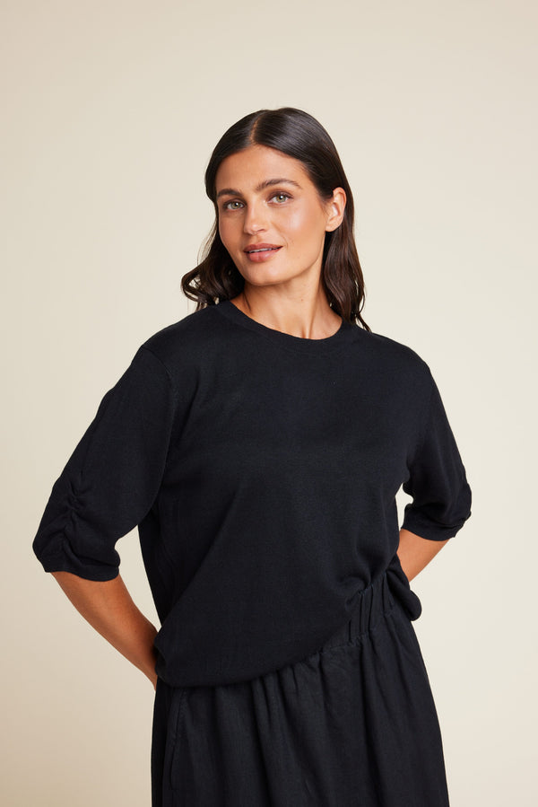 Line Of Oslo Ariel Knitted Top Knitwear Black 097