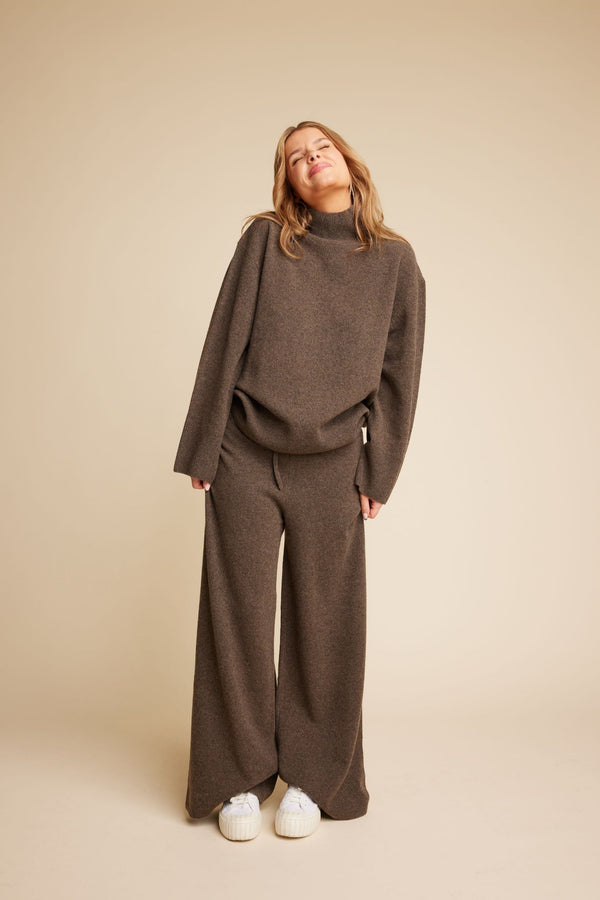 Line Of Oslo Katy Solid 24 Knitted Sweater Knitted sweater Brown 063
