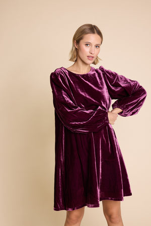 Line Of Oslo Luna Velvet Dress Dress Port 008