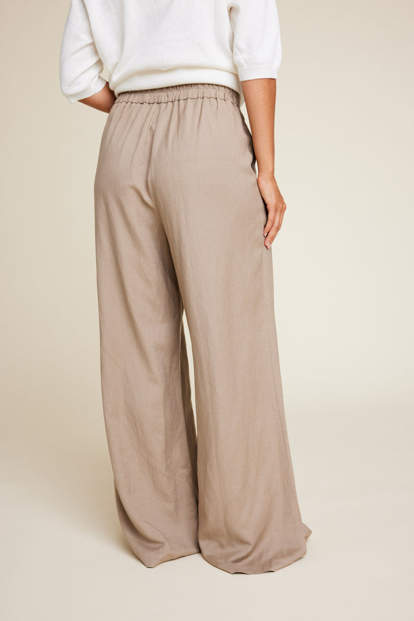 Line Of Oslo Mister Trousers Trouser Sand 069