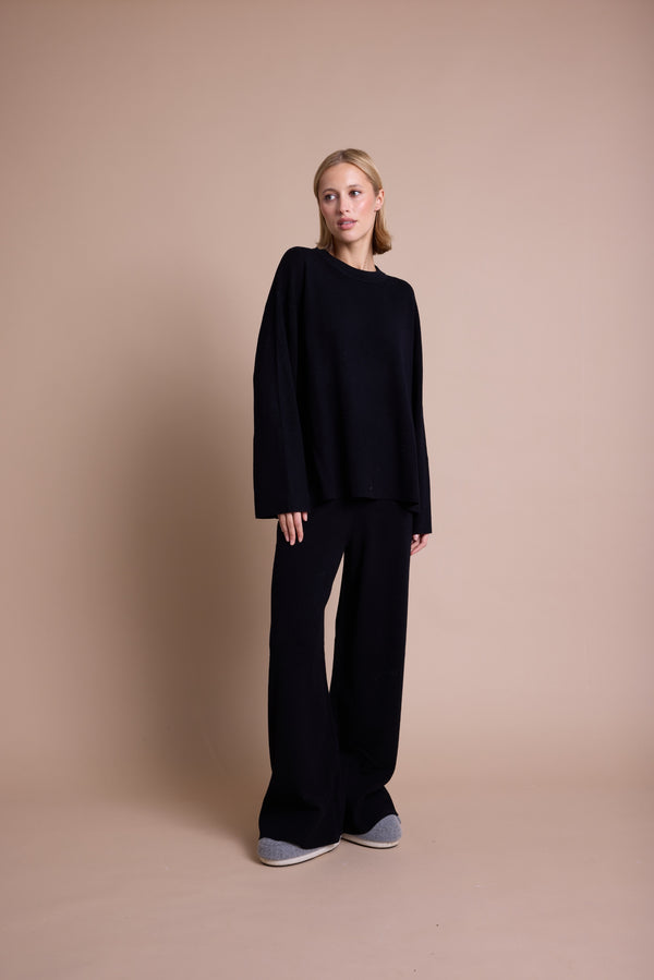 Line Of Oslo Andrea Round Genser  Black 097