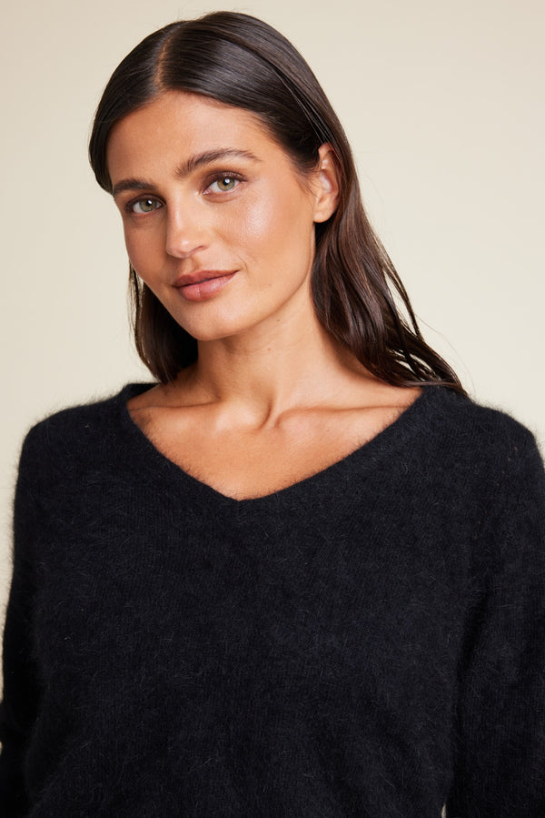 Line Of Oslo Bergman Solid Sweater Knitwear Black 097