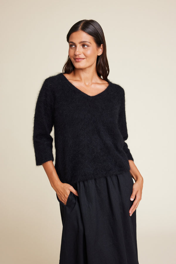 Line Of Oslo Bergman Solid Sweater Knitwear Black 097