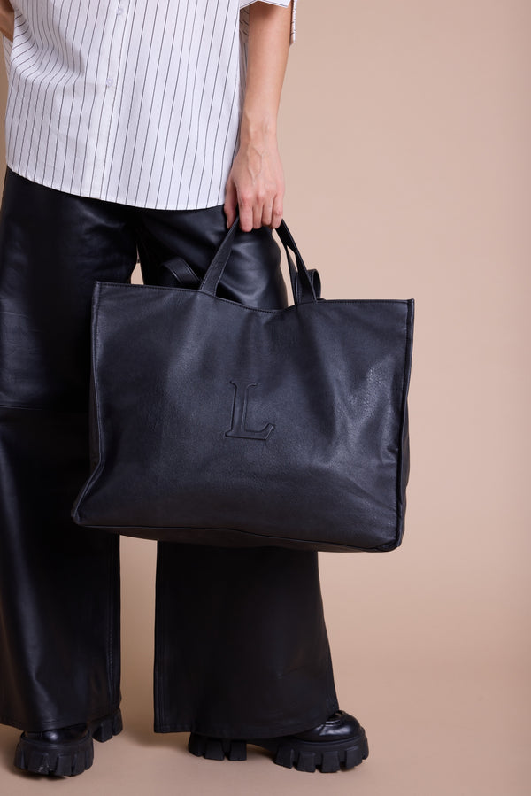 Line Of Oslo Carry Me Bag Black 097