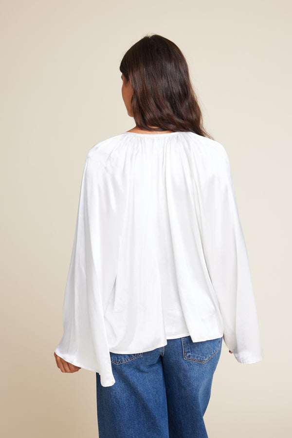 Line Of Oslo Grace Viscose Top Top Creme 091