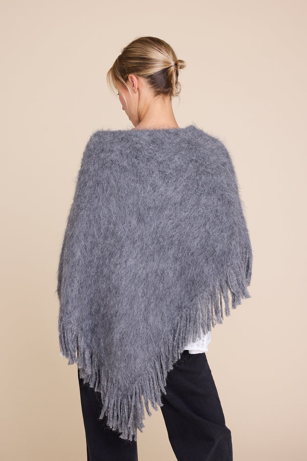 Line Of Oslo Knitted Poncho Poncho Antracite 004