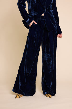 Line Of Oslo Mister Velvet Trousers Trouser Blue 066