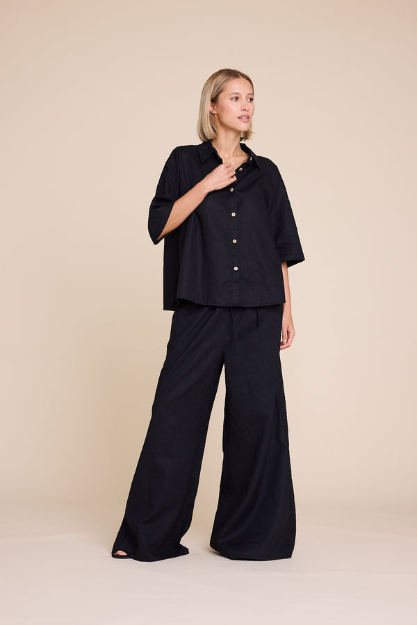Line Of Oslo Resort Linen Top Top Black 097