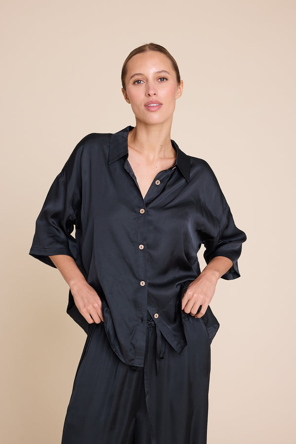 Line Of Oslo Resort Satin Top Top Black 097