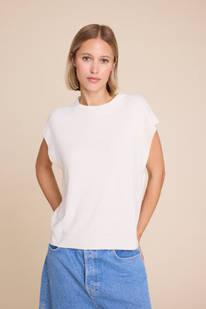 Line Of Oslo Wolf Vest Top Creme 091