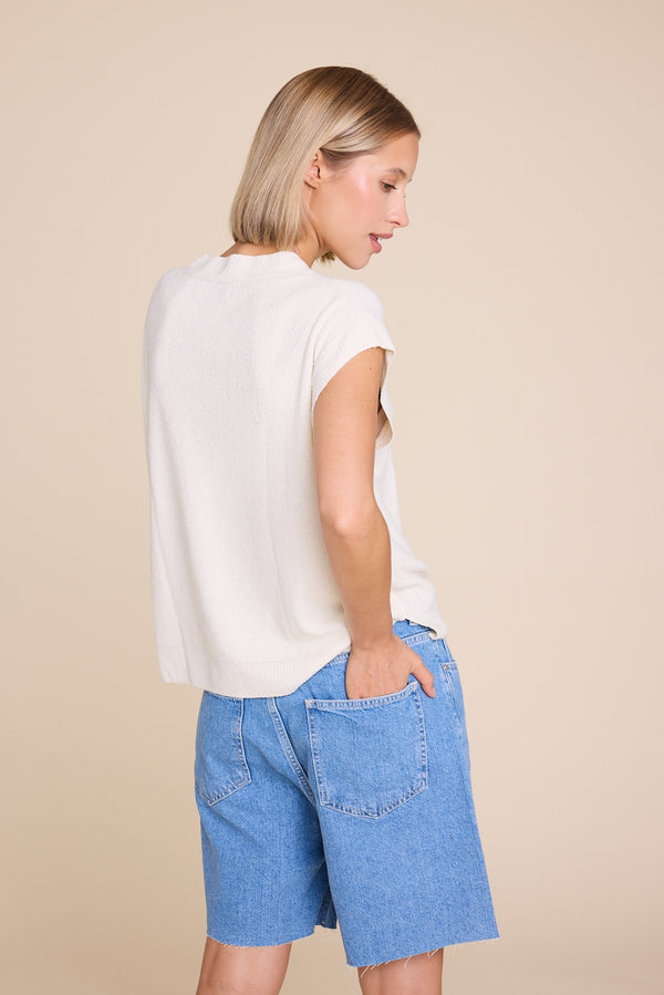 Line Of Oslo Wolf Vest Top Creme 091