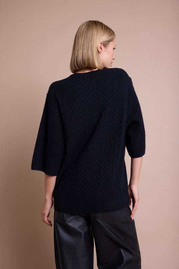 Line Of Oslo Yak Calm Strikket Topp Knitted sweater Black 097
